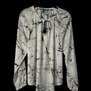 Simply Vera Vera Wang Black and White Top
